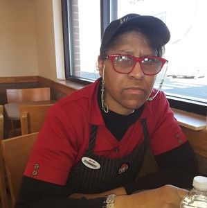 Meet your Posher, Debra